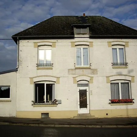 Chez Monique Bed & Breakfast *