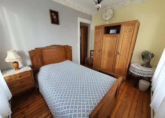 Chez Monique Bed & Breakfast Longueval