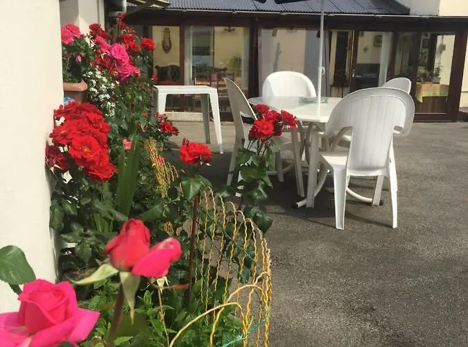 Chez Monique Bed & Breakfast Longueval